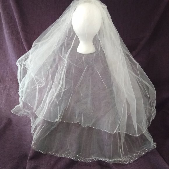 NWT! Wedding Veil ~32" Long - Picture 1 of 6